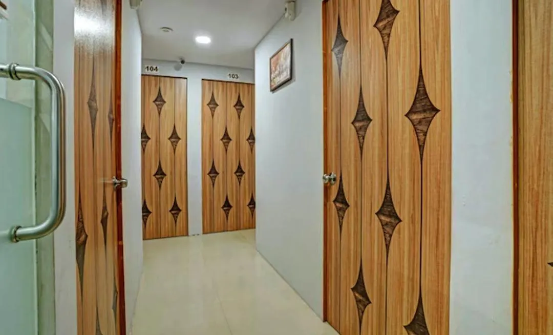 Hotel Welcome, Vip Road Vesu-1