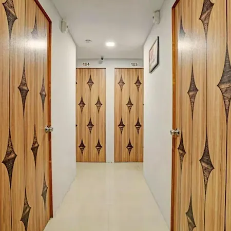 Hotel Welcome, Vip Road Vesu-3